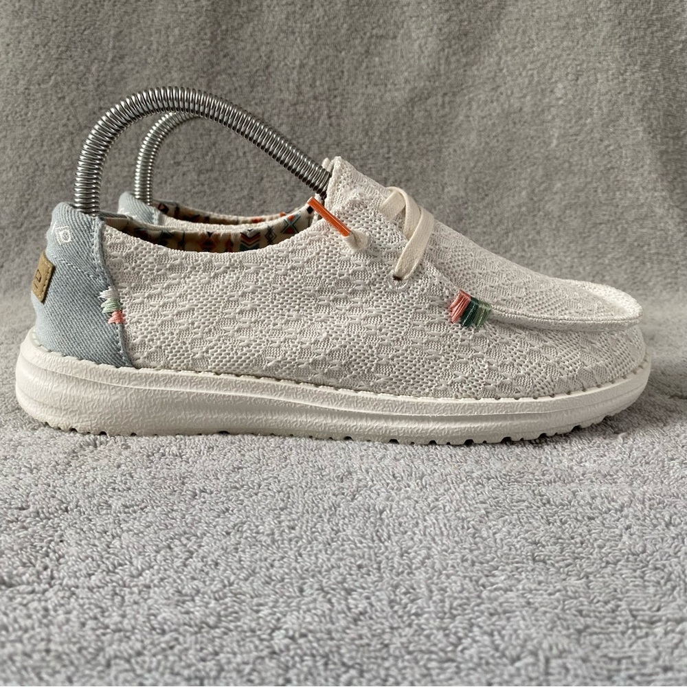 Hey Dude Womens 7 Wendy Casual Slip On Comfort Flat Shoes Boho White Crochet